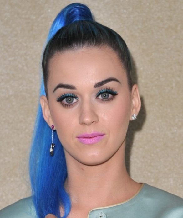 Makeup for Blue Dress 10 Ideas to Make You Look Stunning SheIdeas