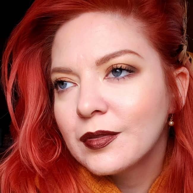 20 Makeup Ideas for Redheads to Try This Season - SheIdeas