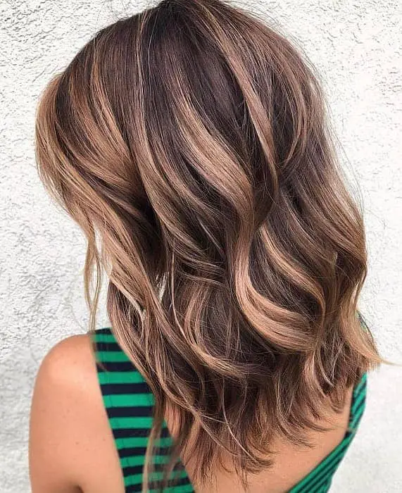 dark brown medium balayage hair for women