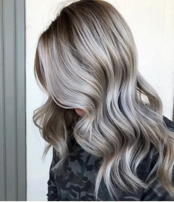 ashy medium balayage hair for women