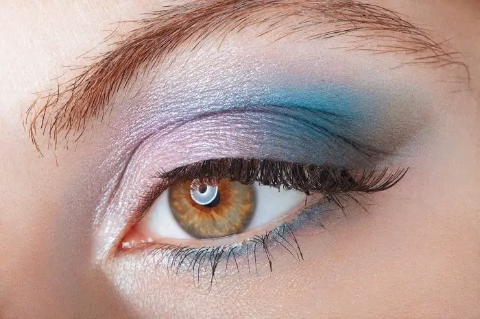 ombre eyeshadow with mermaid look