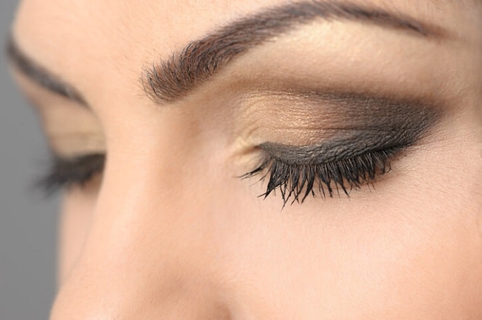 women with ombre eyeshadow