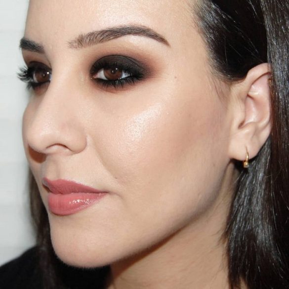50 Popular Smokey Eye Makeup Looks To Try In 2021 Nolond 