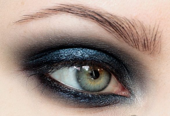 7 Stunning Teal Eye Makeup Ideas to Try This Season – SheIdeas