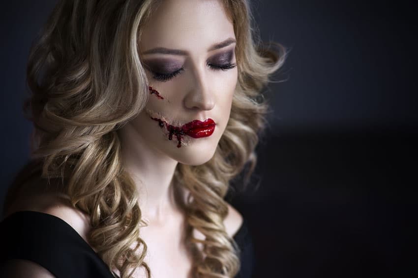 best vampire makeup ideas for women