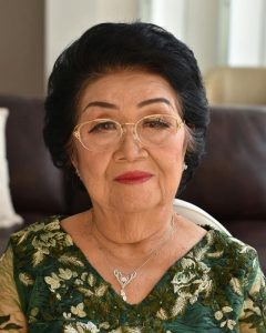 30 Makeup Looks for 70 Year Old Women to Try This Season – SheIdeas