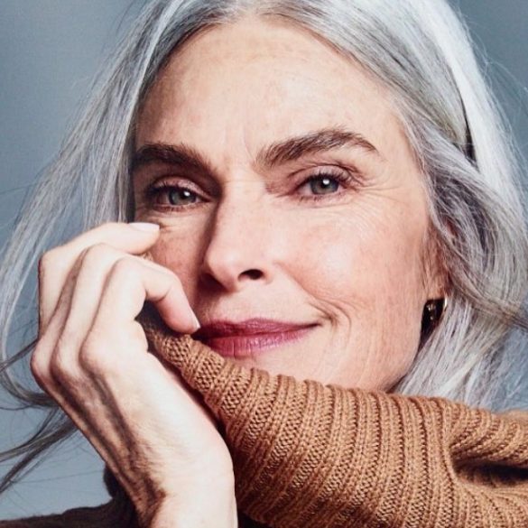 30 Makeup Looks for 70 Year Old Women to Try This Season SheIdeas