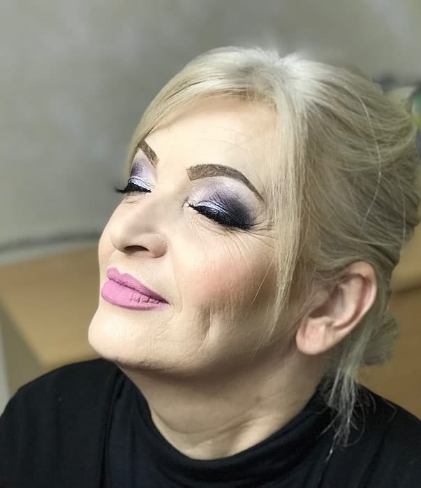 35 Makeup Looks For Older Women To Wear With Pride Sheideas 